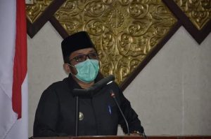 DPRD Kota Padang Bacakan Keputusan Pembentukan 3 Panitia Khusus