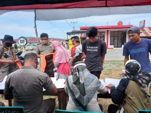 Operasi Yustisi di Objek Wisata Kawasan Mandeh, 43 Orang Pengunjung dan Masyarakat Tak Bermasker