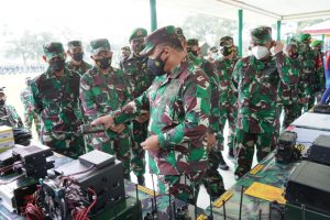 Asops Panglima TNI Kunjungi Yonif 131/BRS Guna Cek Kesiapan Pasukan Pamtas