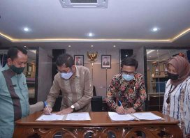 Pemko  dan Universitas Tamansiswa Padang,  Lakukan MoU 