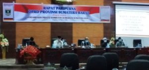 Mahyeldi Sampaikan Pidato Perdana Sebagai Gubernur Sumbar Dihadapan DPRD Sumbar