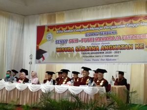 STIH – PM Resmi Mewisuda 57 Mahasiswa Jadi Sarjana Hukum