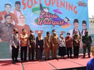 Usai Apel Bersama, Bupati Eka Putra Resmikan Emersia Waterpark