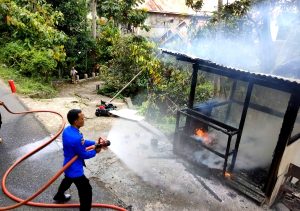 Ulah Usaha Pertamini Satu Rumah Habis Terbakar