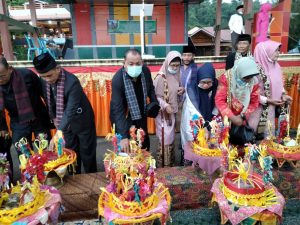 Balimau Paga di Pantai Carocok, Tradisi Jelang Puasa