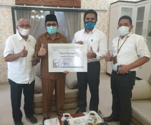 Pemko Padang Terima Penghargaan Dari PT.PLN (Persero)