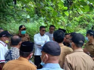 Ketua DPRD Syafrial Kani Bersama Komisi IV dan Wali Kota Tinjau Rencana Lokasi Pembangunan SMPN 44 Padang