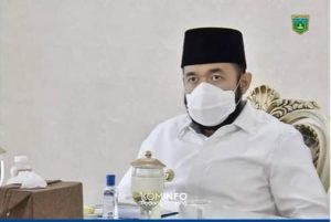 Rapat Koordinasi Penanganan Covid-19 Tingkat Sumbar, Pemko Padang Panjang Tambah Kapasitas Tempat Tidur RS dan Tetap Lakukan Penyekatan