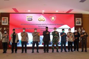 Gubernur Sumbar Dukung Nagari Tageh Bidang Hukum