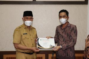 Gubernur Luncurkan Aplikasi Smart Sumbar Madani