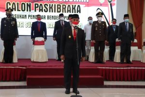 Dikukuhkan, Gubernur Minta Paskibraka Jadi Teladan
