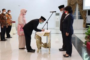 Gubernur Mahyeldi Kukuhkan Kepala BPKP Sumbar