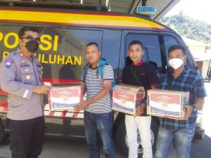 Polres Pessel Salurkan 50 Paket Bansos