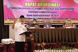 Gubernur Mahyeldi Minta Kabupaten dan Kota Tindaklanjuti UU Ciptakerja Untuk Percepatan Investasi
