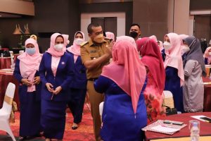 Sumbar Butuh Dukungan BKOW Atasi Dampak Sosial COVID-19