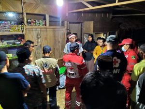 PMI Sumbar beri bantuan untuk korban longsor Nagari Nyiur Melambai Pelangai
