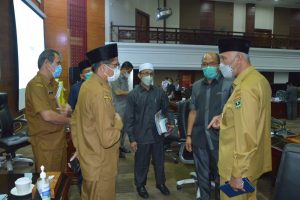 Gubernur Mahyeldi: “Mengurangi” dan “Mencari” jadi kata kunci atasi defisit APBD P 2021