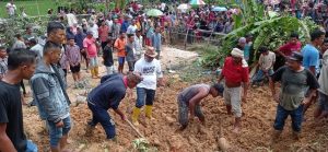 Antisipasi Bencana Hari Ini dan Kedepan Harus!!!,  HM Nurnas: Jalan ke BIM dari Pariaman Terancam Putus