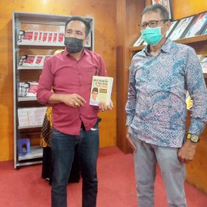 Ingin Kenal Lebih Dekat dengan Irwan Prayitno? Datanglah ke IP Corner di Perpustakaan Daerah Sumbar