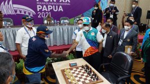 Bupati Merauke dan Kapolda Papua buka pertandingan perdana PON XX 2021 di Merauke, Sumbar Siap Raih Medali