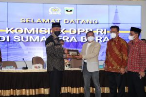 Gubernur Sumbar : Jumlah Penganggur Terbuka Sumbar Menurun pada 2021 Jadi 6,52 Persen