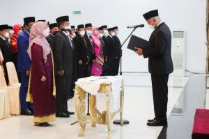 Gubernur Sumatera Barat Lantik 161 Kepala Sekolah SMAN/SMKN/SLBN