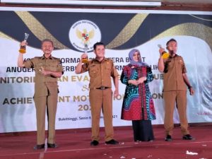 Dua Nagari di Pessel Raih Penghargaan Keterbukaan Informasi Publik Tingkat Provinsi