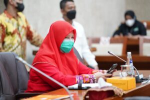 Kenaikan Harga Kebutuhan Pokok Belum Terkendali, Anggota DPR-RI Fraksi PKS Nevi Zuairina Minta Operasi Pasar Tepat Sasaran