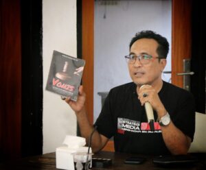 Jadikan “Vonis” Buku Wajib PPID