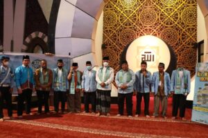 Buya Mahyeldi Luncurkan Program Pemuda Kembali ke Surau dan Air Mineral BKPRMI