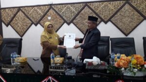 DPRD Kota Padang Gelar Rapat Paripurna Penyampaian Ranperda Inisiatif