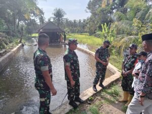 Danrem 032K/Wbr Kunjungi Air Terjun Bayang Sani