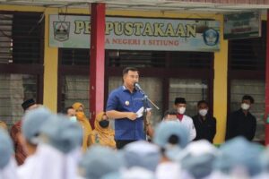 Bupati Sutan Riska : Anak-anak Dharmasraya harus Berani Tampil di Tingkat Nasional 