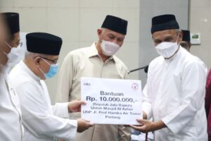 Safari Ramadhan di Padang, Gubernur Mahyeldi Beri Tausiyah di Masjid Al-Azhar UNP