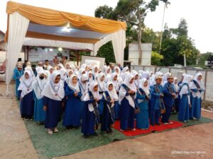 Ramadhan Membawa Berkah, 127 Orang Siswa SDIT dan SMPIT Hijrah Medinah Kecamatan Lengayang Mengikuti Wisuda Tahfidz  