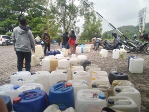 Gandeng PT. PPI, Pemkab Limapuluh Kota Salurkan 18 TON Minyak Goreng Curah Untuk Pedagang dan UMKN