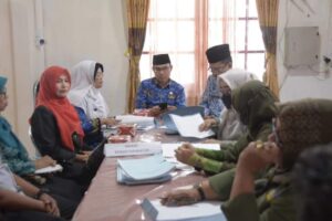 Tim Penilai Kelurahan Berprestasi Tingkat Kota Padang Panjang Lakukan Penilaian Lapangan