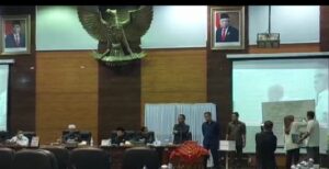 Paripurna Pertama Usai Lebaran, DPRD Sumbar Tetapkan Tatib dan Lakukan Pemilihan BK