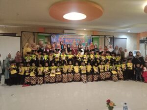 TK RA Fadillah Kapuh Wisuda 36 Orang Murid Angkatan Ke V