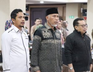 Ketua KI Sumbar Nofal Wiska Buka Bimtek Monev Informasi Publik