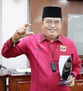 Perda KIP Sumbar Sah, Ngotot Syamsul Bahri Diingat Publik