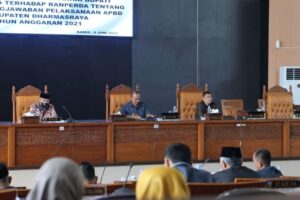 Sidang Paripurna Pendapat Akhir Bupati Dalam Rangka Penetapan Tiga Ranperda