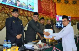 Ini Yang Dibahas Dalam Sidang Paripurna Kota Padang