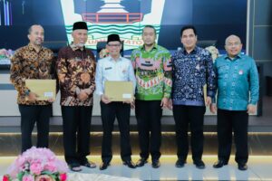 Biro Adpim Setdaprov Sumbar Raih Peringkat II OPD Bekinerja Terbaik