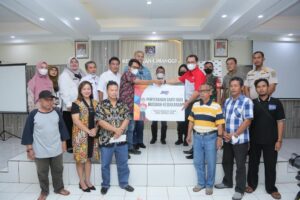 JNE Bantu Warga Terdampak Kebakaran di Cimanggis Depok