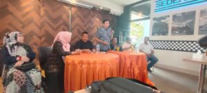 Rapat Persiapan Rakerda Dekopinda Kota Padang Dihadiri Oleh Ketua Dekopinda Irwan Basir Dt. Rajo Alam