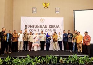 Kunjungan Kerja Ke Maluku,Anggota DPR-RI Komisi VI Nevi Zuairina Minta Pemerintah Fokus Peningkatan Ekspor dari Kekayaan Laut Indonesia