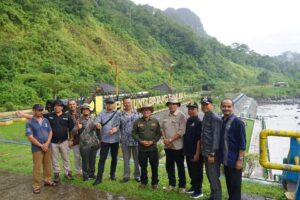 Lakukan Kunjungan Lapangan , Eka Putra: Jembatan Lubuak Pauah Akan Segera Diperbaiki