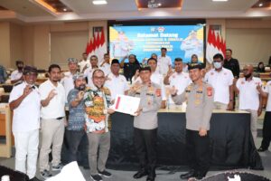 Sukses Amankan KTT G20, PJKIP Sumbar Beri Penghargaan pada Kapolda Bali