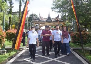 Rombongan Sekda se-Indonesia Terkesan dengan PDIKM dan Sate Mak Syukur Padang Panjang